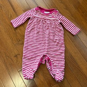 Ralph Lauren fleece one piece footies. Includes beautiful button detail.